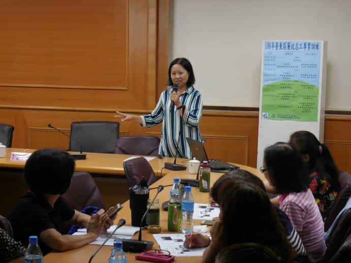 臺東縣政府政風處106年廉政志工專業訓練故事腳本(劇本)創意寫作實務-臺東縣故事協會-孔令馨講師授課<br />
