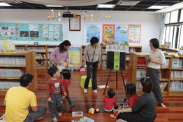 嘉義縣政府廉政志工隊校園及圖書館系列宣導活動廉政志工圖書館說故事宣導