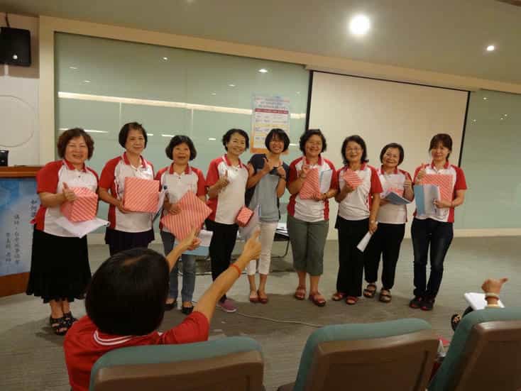 南投縣政府政風處辦理106年廉政志工專業訓練台中故事協會李美娟老師頒獎