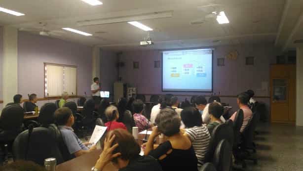 宜蘭縣政府政風處辦理「106年廉政志工專業訓練」宜蘭縣政府政風處辦理「106年廉政志工專業訓練」-全民督工-道路巡視法令及實務介紹上課情形2