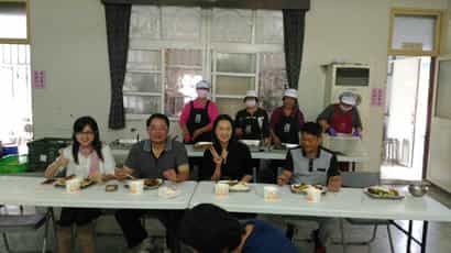 雲林縣政府政風處辦理「106年度『長青樂活，食安有我」長青食堂暨食品販售通路巡查」長青食堂巡查(一)