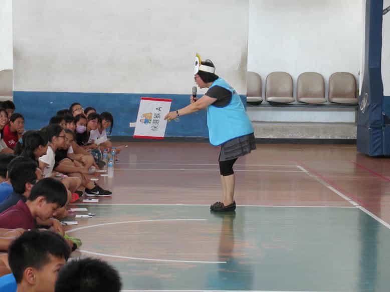 澎湖縣政府廉政志工戲說廉政，政風處馬公國中校園開演
