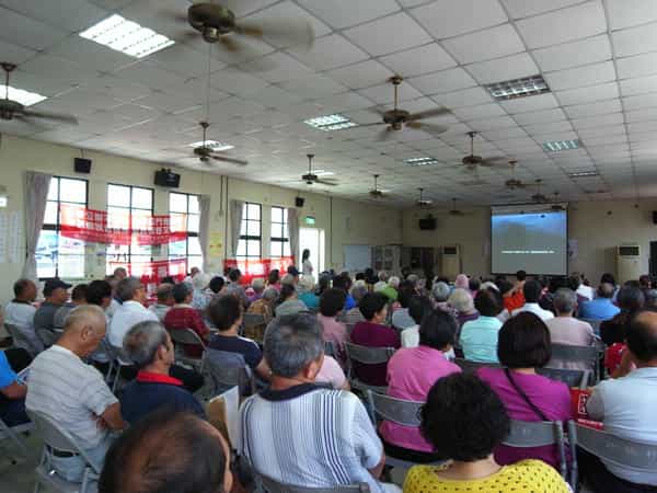 新竹縣政府政風處廉政志工協助辦理107年「獎勵保護檢舉貪污瀆職辦法」宣導