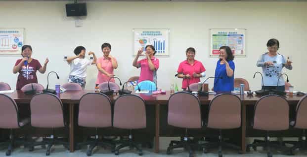 新北市政府政風處辦理107年廉政義工專業訓練107年8月20日-訓練活動-肢體練習-1。