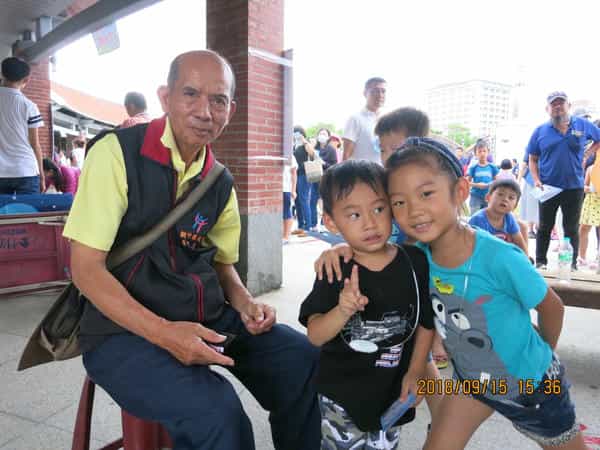 新竹縣政府政風處廉政志工協助辦理107年「反貪反賄勇拒毒．安全家園GO GO GO」廉政宣導