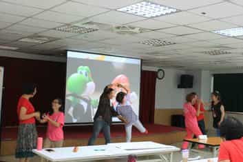 臺南市政府政風處舉辦廉政志(義)工107年專業教育訓練 ，活動圓滿結束。戲劇五宮格劇本創意寫作的方式透過人物、場景、情節、衝突並以團體互動及腦力激盪的方式，讓志工自由創作