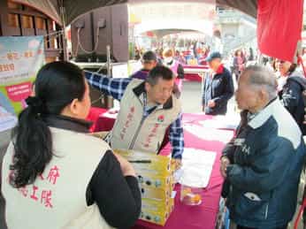 苗栗縣政府政風處辦理「2019橘莓戀暨農特產展售」社會參與宣導活動