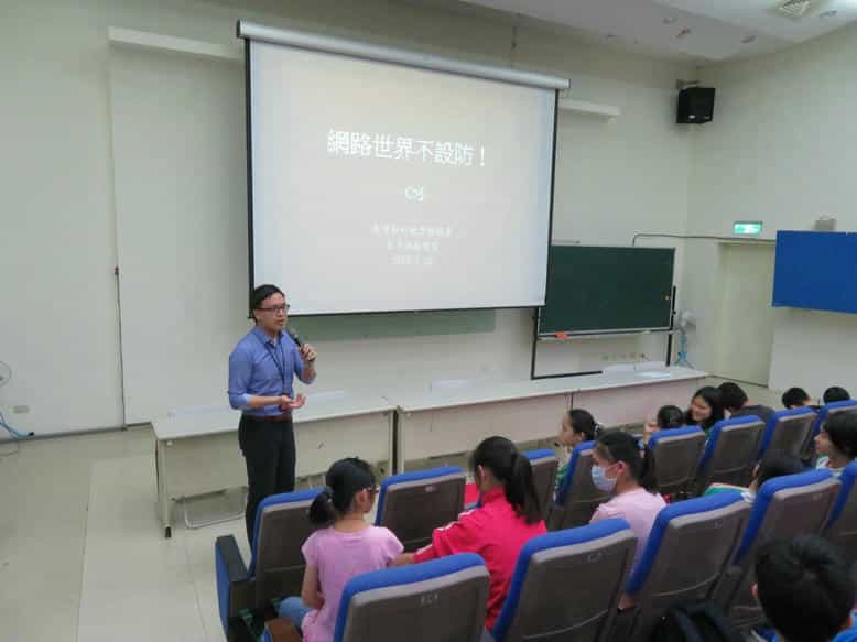 新竹市政府政風處推動校園傳「誠」深耕宣導新竹地方檢察署檢察官講授誠信透明案例