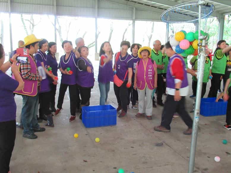 新竹市政府廉政志工隊參加「108年桃竹竹苗廉政志工成長訓練營」新竹市廉政志工隊進行廉政闖關比賽