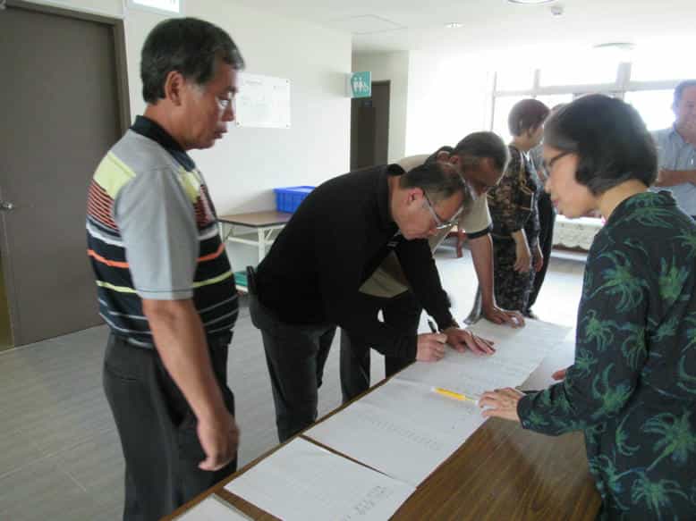 新竹市政府廉政志工協助本府環保局三區公害說明會廉政志工協助活動簽到