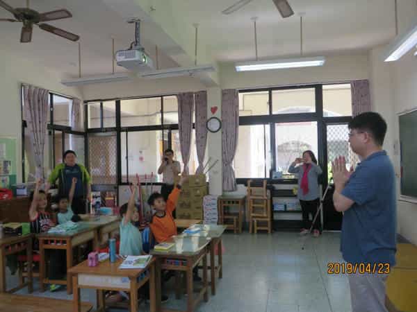 新竹縣政府政風處廉政志工協助辦理108年「廉政校園深耕」法治公民教育課程校園宣導