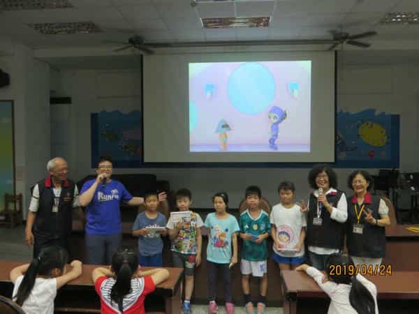 新竹縣政府政風處廉政志工協助辦理108年「廉政校園深耕」法治公民教育課程校園宣導