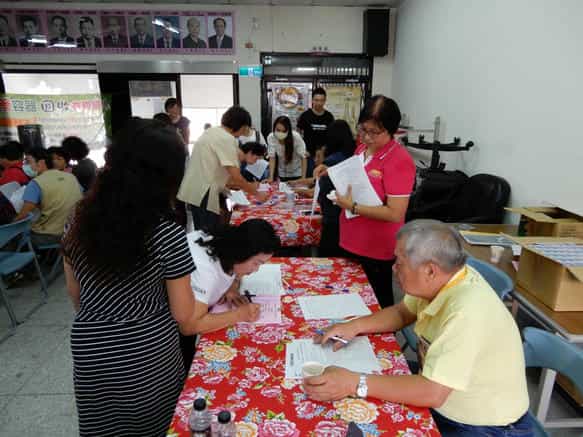 新竹縣政府政風處廉政志工協助辦理橫山鄉公所「客庄巡鄉座談會-反賄選宣導活動」