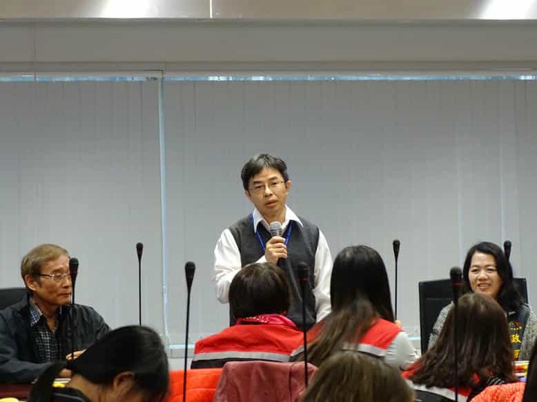 臺中市政府政風處「108年度廉政志工聯繫會議」會議主持人廖主任秘書建一致詞。