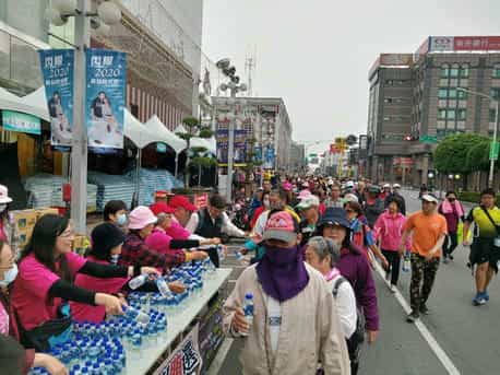 屏東縣政府廉政志工協助辦理2020元旦升旗典禮設攤活動