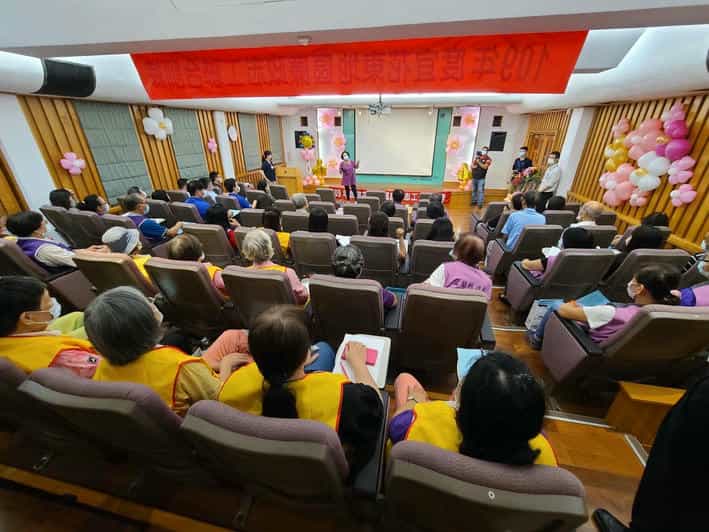 109年度宜花東地區廉政志工聯合訓練　跨域合作東部大廉線宜蘭大學康輔社經佩之老師講授課程