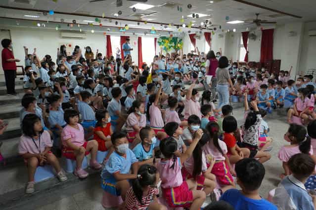 嘉市廉政行動劇:不能收的禮物不要收 學童踴躍有獎徵答