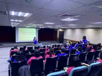 國境之南吹起廉潔風尚！屏東地檢署攜手屏東縣政府共同提升廉政志工專業知能臺灣屏東地方檢察署政風室主任劉燕升及科員沈郁珊帶領16名廉政志工出席109年度廉政志工聯繫暨專業訓練。