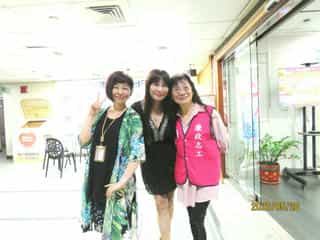 退輔會高雄榮總政風室結合「廉政志工」參訪「高雄港都電台」〜接軌大眾傳播潮流廉政志工與D.J互動熱絡