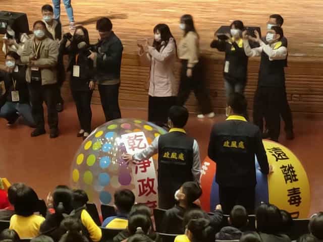 澎廉政志工協助辦理「戲說廉政 躍動菊島 油你真好」