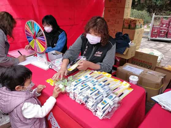 雲林縣政風處廉政志工配合辦理「2022福虎帶財神 幸福麥寮城」宣導活動