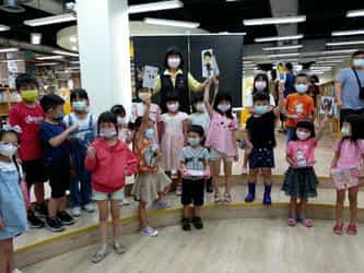 新竹縣政府政風處廉政志工隊111年度廉政故事宣導小朋友快樂參與廉政故事宣導活動