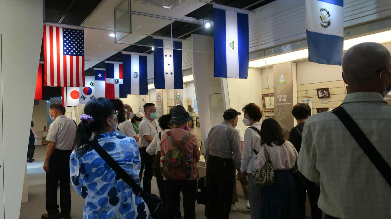 臺灣高等法院辦理司法廉政志工專業教育訓練活動國防部部史館-邦交國國旗