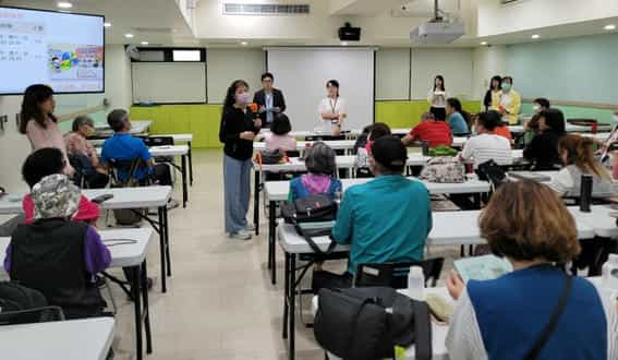 臺北市政府政風處辦理「113年度廉政志願服務聯繫會報」廉政志工於會中踴躍分享服務經驗及建議