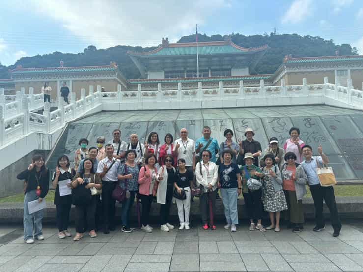 臺灣高等法院辦理司法廉政志工北區訓練志工們於故宮博物院合影留念