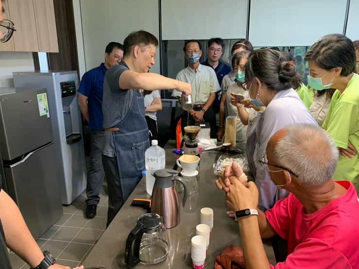 金門113年度廉政志工專業訓練 激發創意 透明廉政金門縣政府政風處辦理113年度廉政志工專業訓練「咖啡裡有廉政」課程