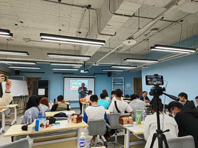 苗廉志工廉手創意直播大廉線講師專業教學2