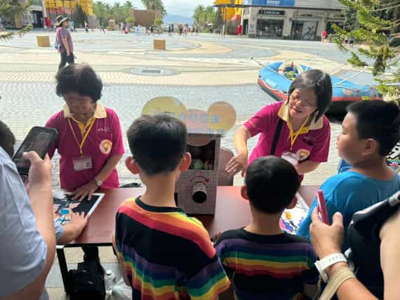 臺中市政府廉政志工辦理「安全龍吼哩-小小英雄」暑期消防營廉政宣導消防營闖關遊戲3