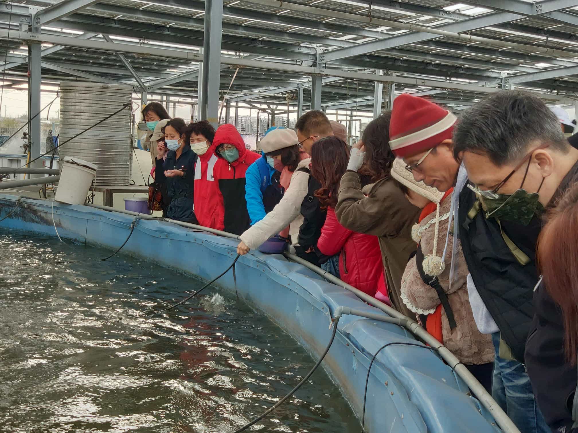 嘉義市廉政志工跨縣市交流，齊聚雲林拓展廉政服務品質志工參觀台灣鯛生態創意園區<br />
