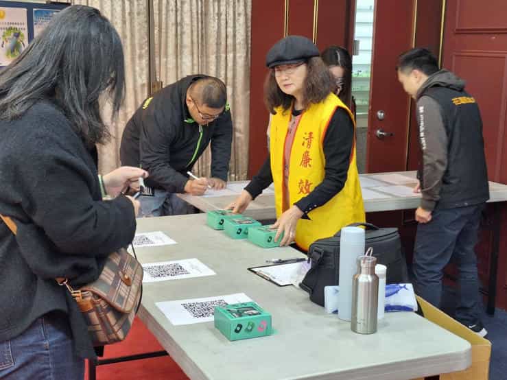 花蓮廉政志工協助辦理並共同參與114年度「推動綠能透明措施暨跨域聯繫座談會」志工協助行政工作