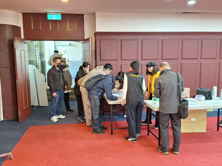 花蓮廉政志工協助辦理並共同參與114年度「推動綠能透明措施暨跨域聯繫座談會」志工協助行政工作