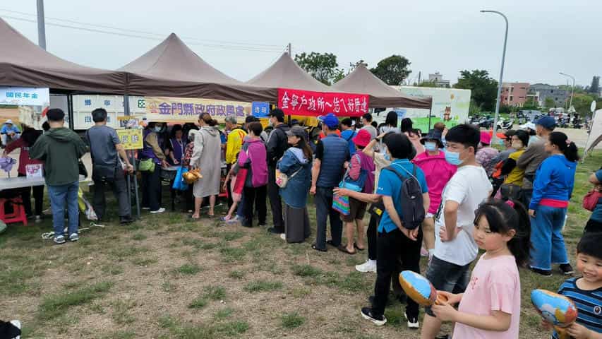 金門縣政府政風處攜手廉政志工「反貪倡廉」宣導活動廉政宣導活動現場照片3