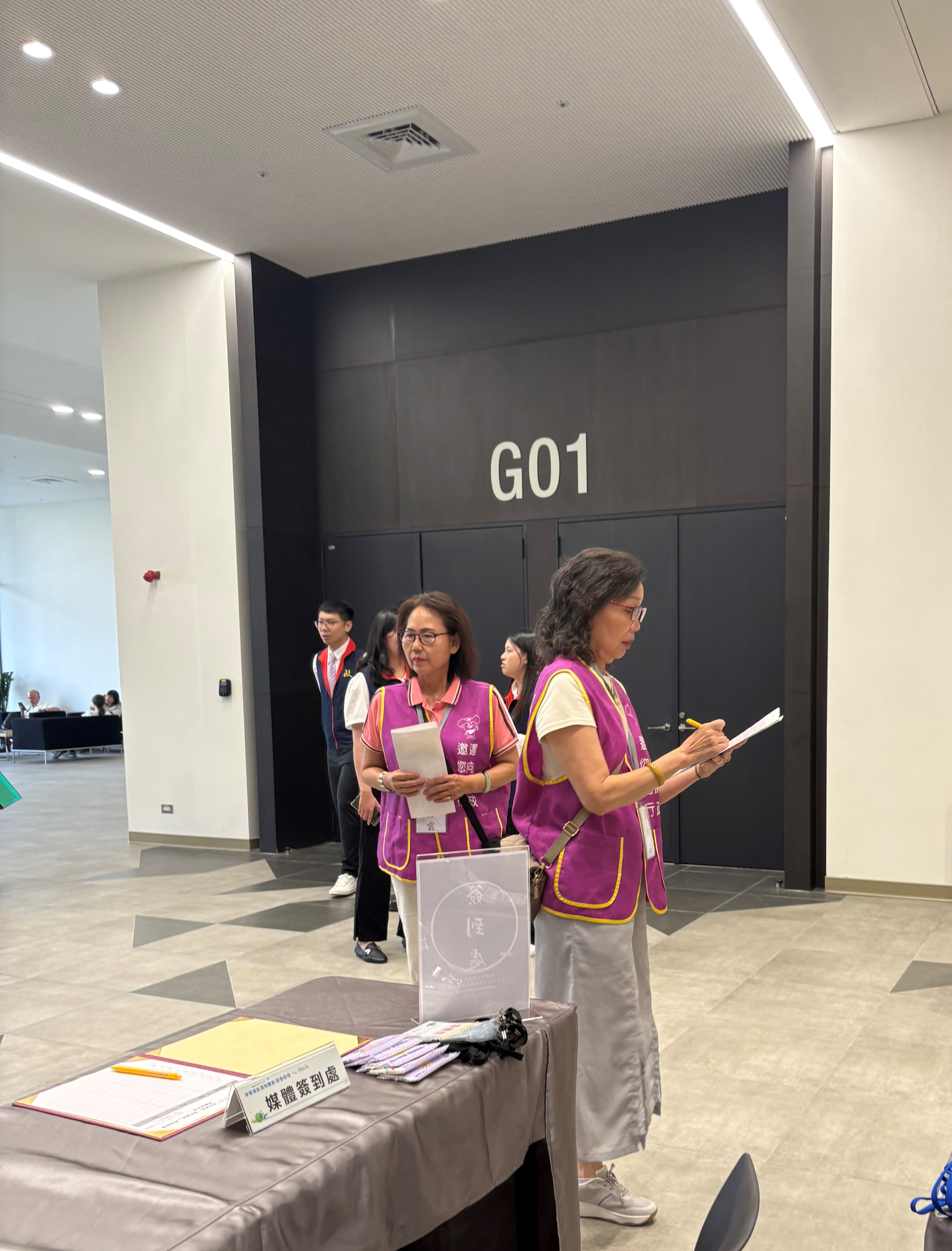 接軌淨零治理　桃園市政府廉政志工培訓導入綠能新視野廉政志工協助活動會場貴賓引導_1