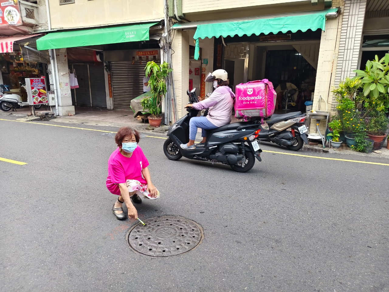 臺南道路平坦好行-廉政志工來巡查廉政志工巡查發現中西區道路缺失