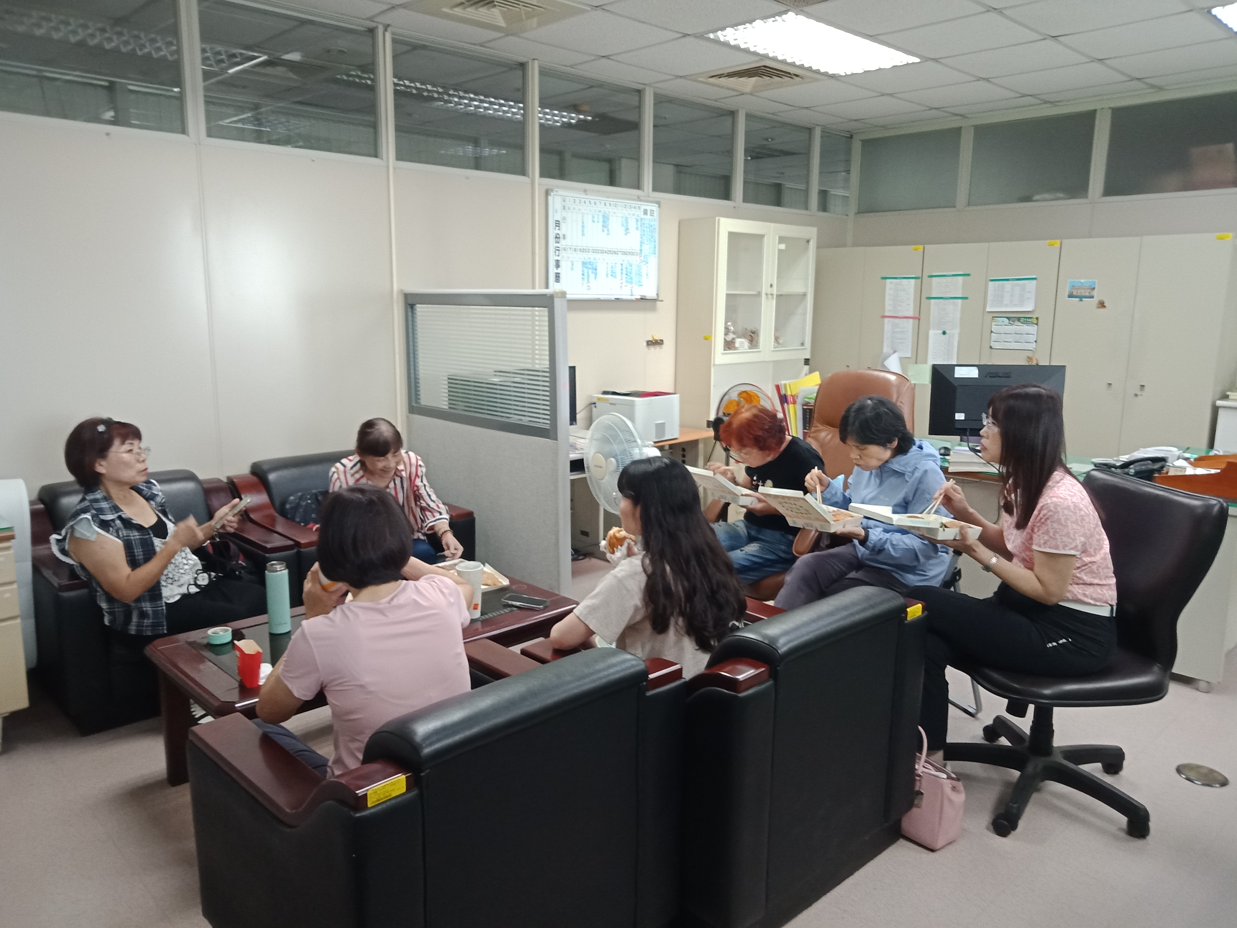 中區國稅局彰化分局舉辦「114年廉政志工專業訓練」中區國稅局彰化分局舉辦「114年廉政志工專業訓練」-廉政志工經驗分享