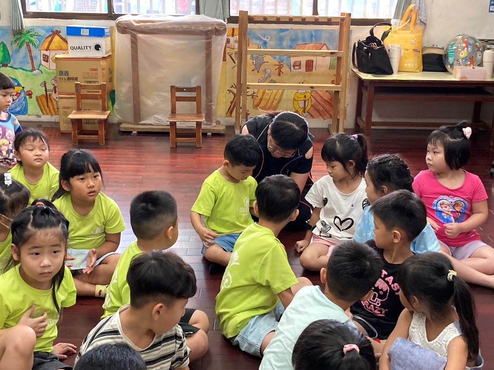 雲林縣政府廉政志工協助114年『廉雲攜手 潔能永續』再生能源校園宣導廉政志工協助宣導情形